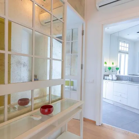 Central With Charming City View Near Istiklal Street In Beyoglu *