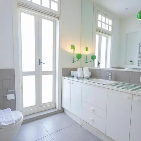 Central With Charming City View Near Istiklal Street In Beyoglu * Стамбул